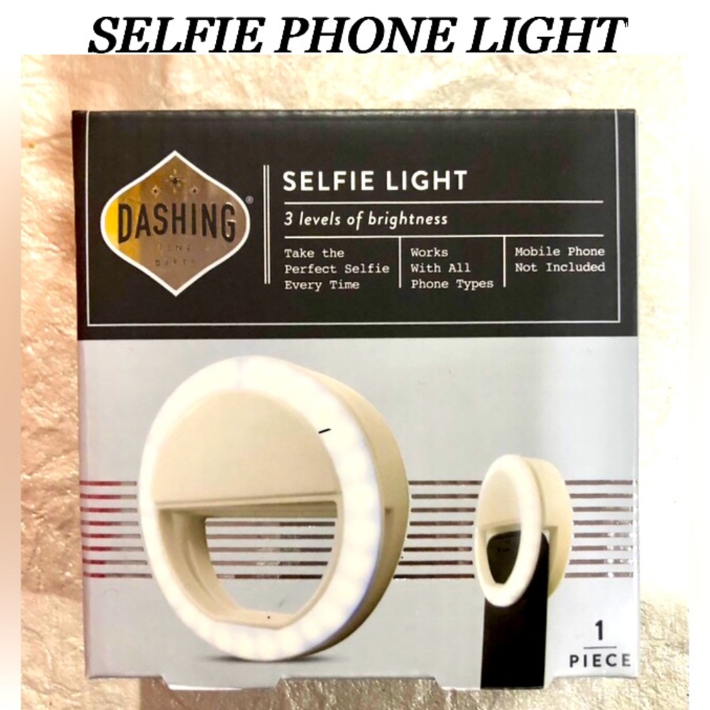 DASH Selfie Cell phone Light size 3.5x 3.5  NIB NWT